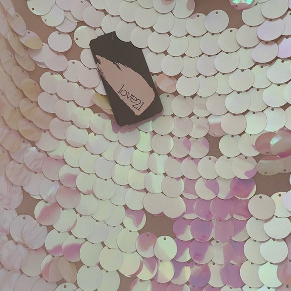 Sequin Mini Skirt with Zipper fully lined, New with Tag. Small - Picture 6 of 10